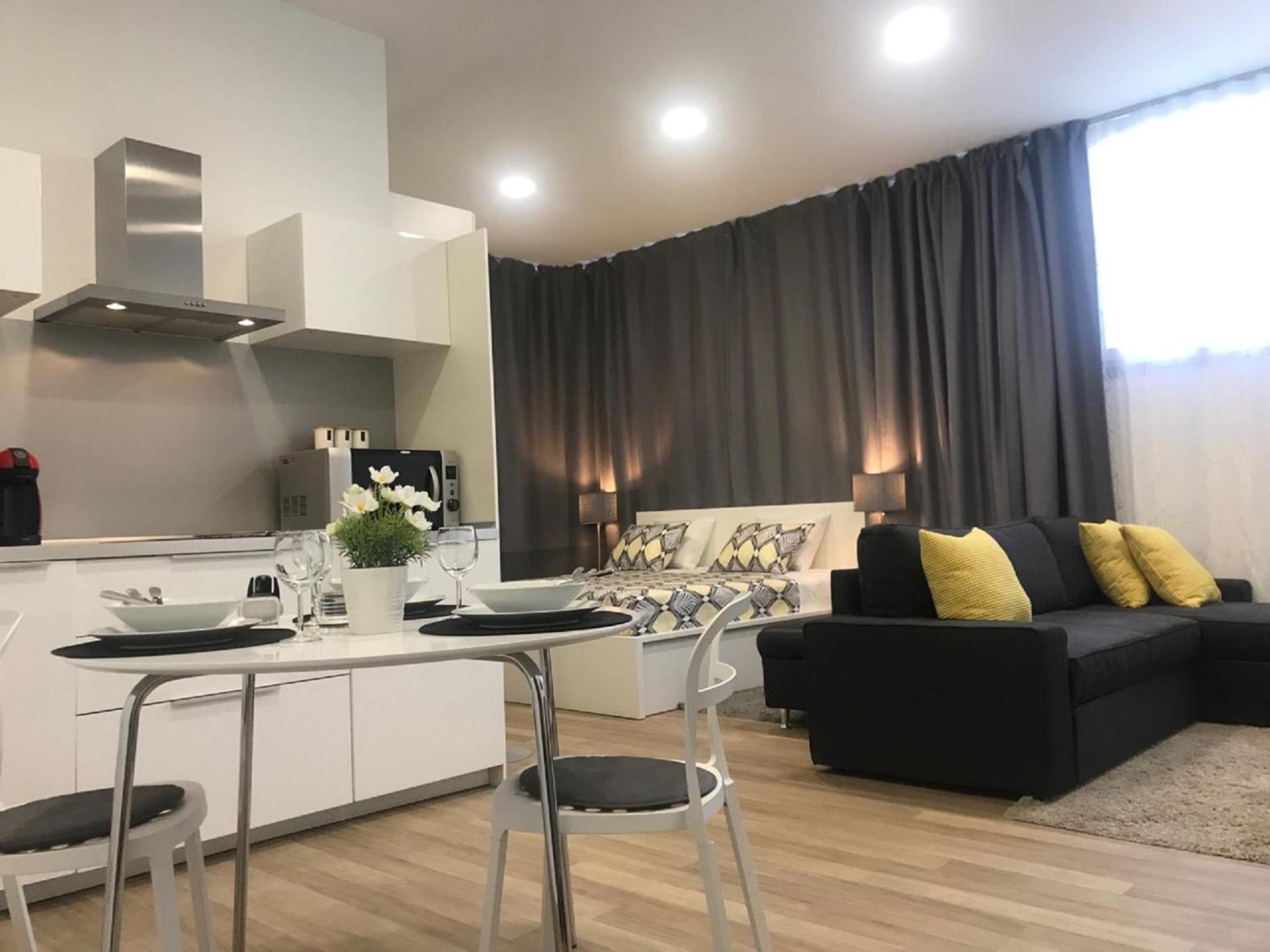 Apartment Aspalathos Centar - Center, A Few Minutes' Walking Distance To The Unesco Palace, Parking Lot In Front Of The