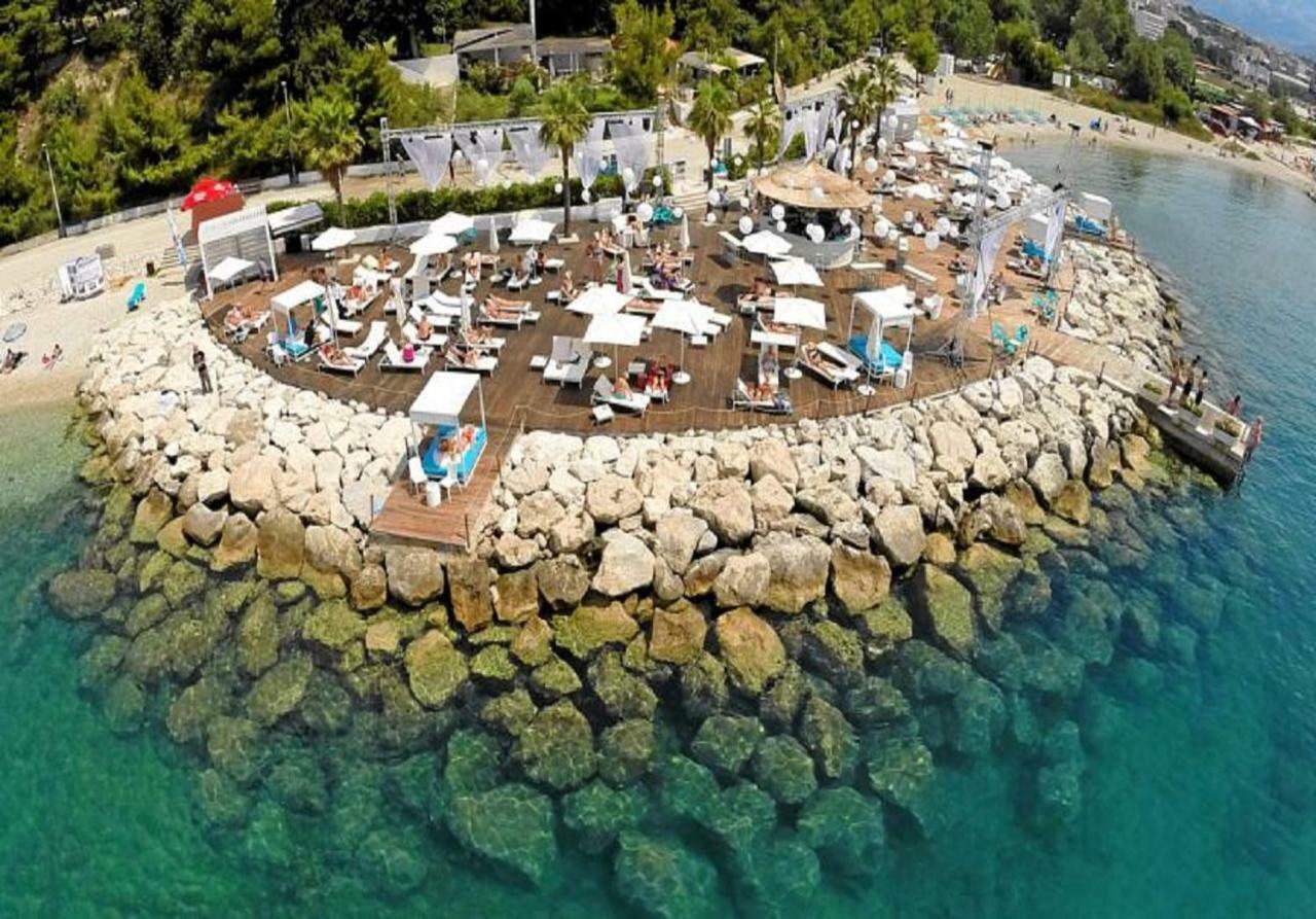 Apartment Aspalathos Centar - Center, A Few Minutes' Walking Distance To The Unesco Palace, Parking Lot In Front Of The